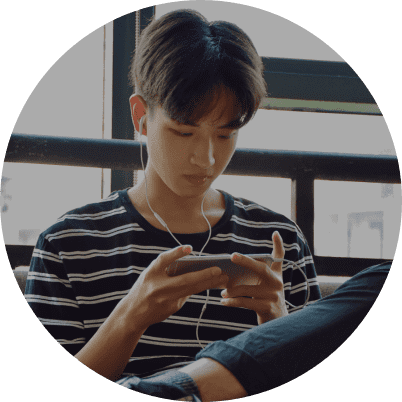 游戏陪玩情景图